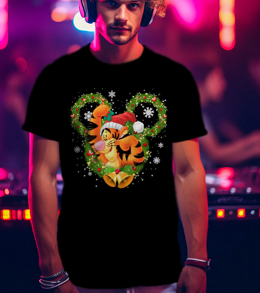 Tigger Christmas Mickey Ears Snowflakes Santa Hat Wreath T-Shirt
