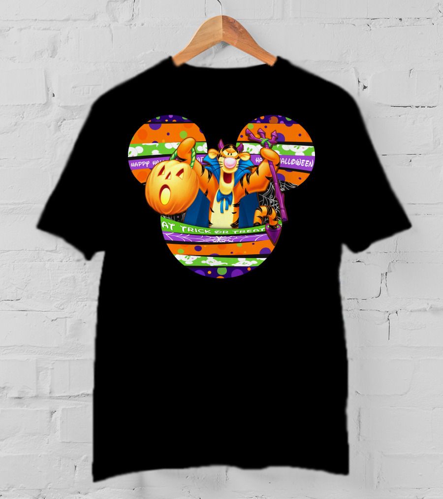 Halloween Tigger Trick Or Treat Happy Halloween T-Shirt