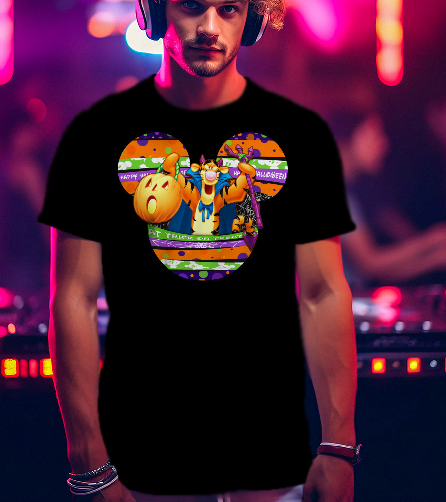 Halloween Tigger Trick Or Treat Happy Halloween T-Shirt
