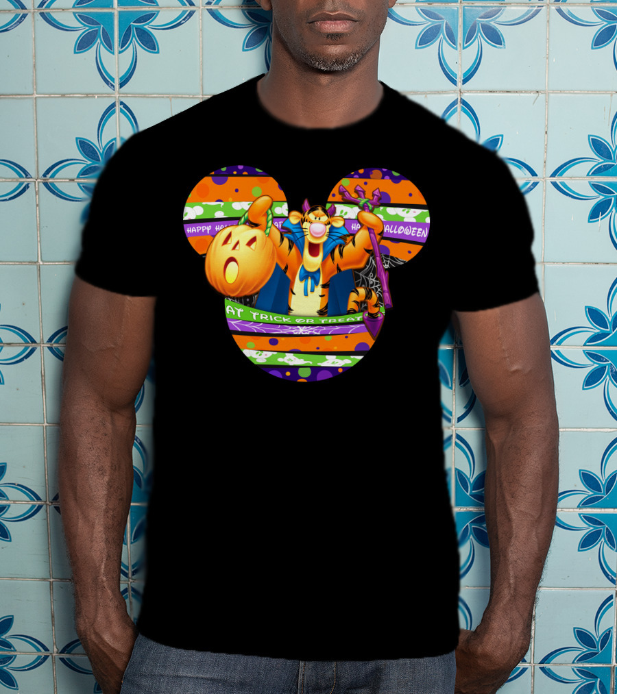 Halloween Tigger Trick Or Treat Happy Halloween T-Shirt