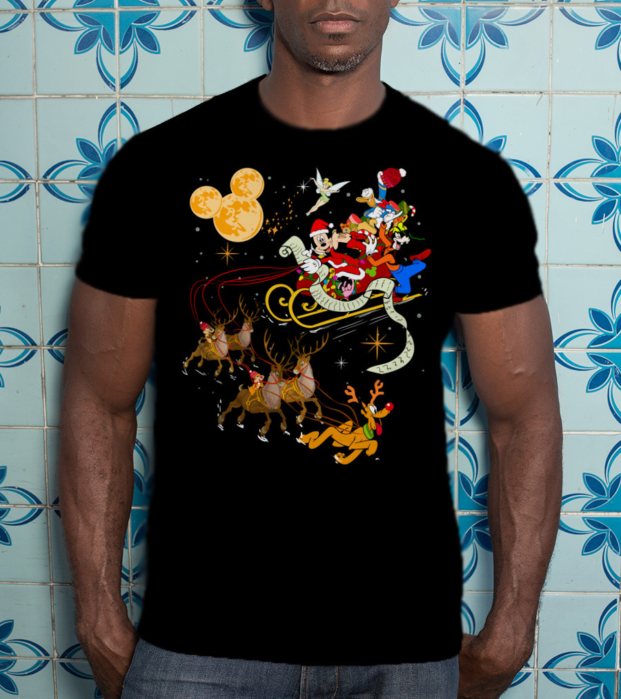 Mickey And Friends Christmas Sleigh Ride With Santa And Reindeer T-Shirt