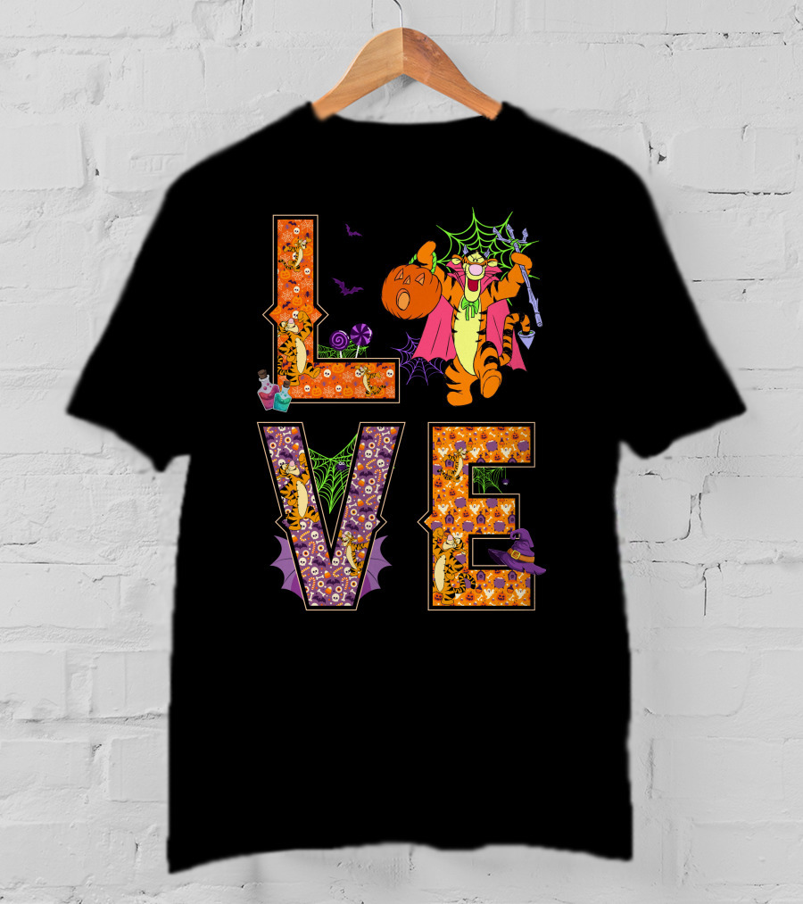 Love Tigger Halloween Pumpkin Spiderweb Vampire Costume T-Shirt
