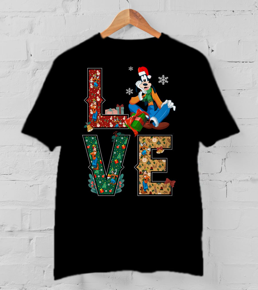 Goofy Love Christmas Festive Celebration T-Shirt