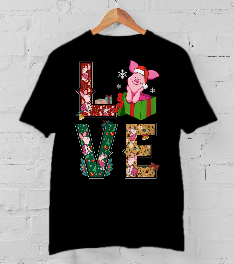 Piglet Christmas Love Santa Hat Gift Box Snowflakes T-Shirt