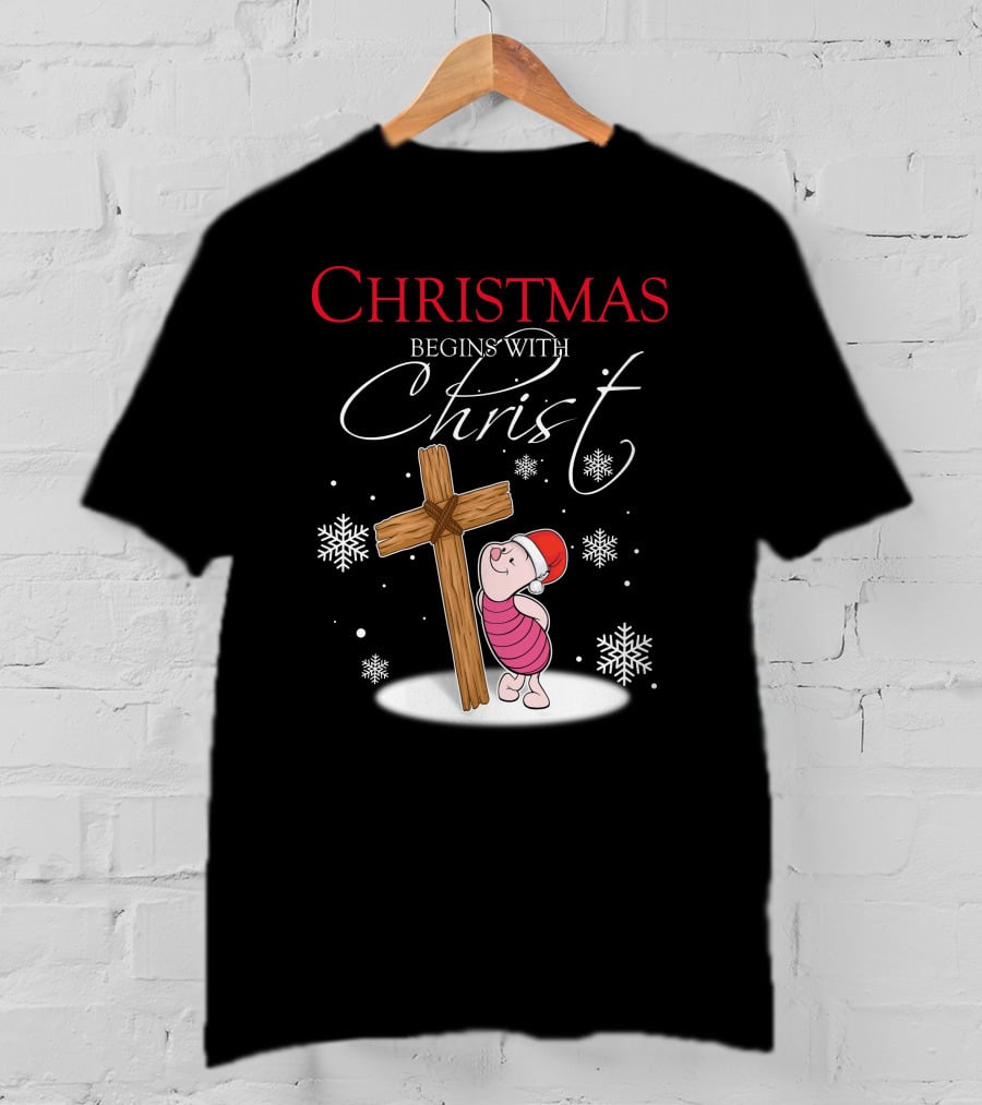 Christmas Begins With Christ Piglet Santa Hat Snowflakes T-Shirt