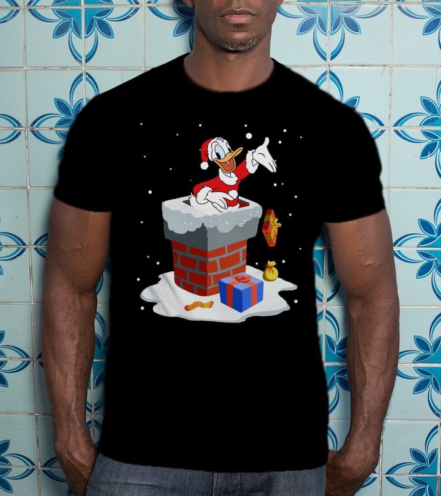Santa Donald Chimney Christmas Presents T-Shirt