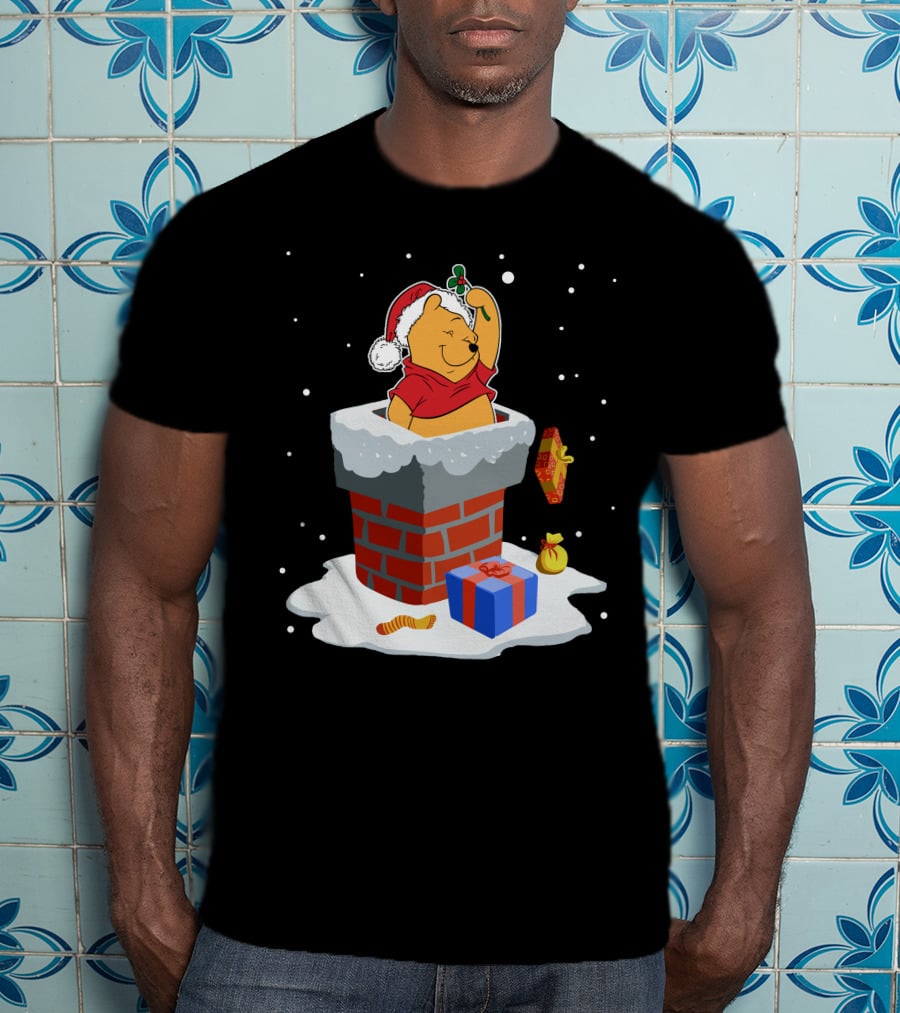 Winnie The Pooh Christmas Santa Chimney Holiday Mistletoe Snow Gifts T-Shirt