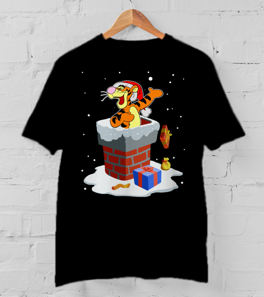 Tigger Santa Chimney Christmas Snow Gifts T-Shirt