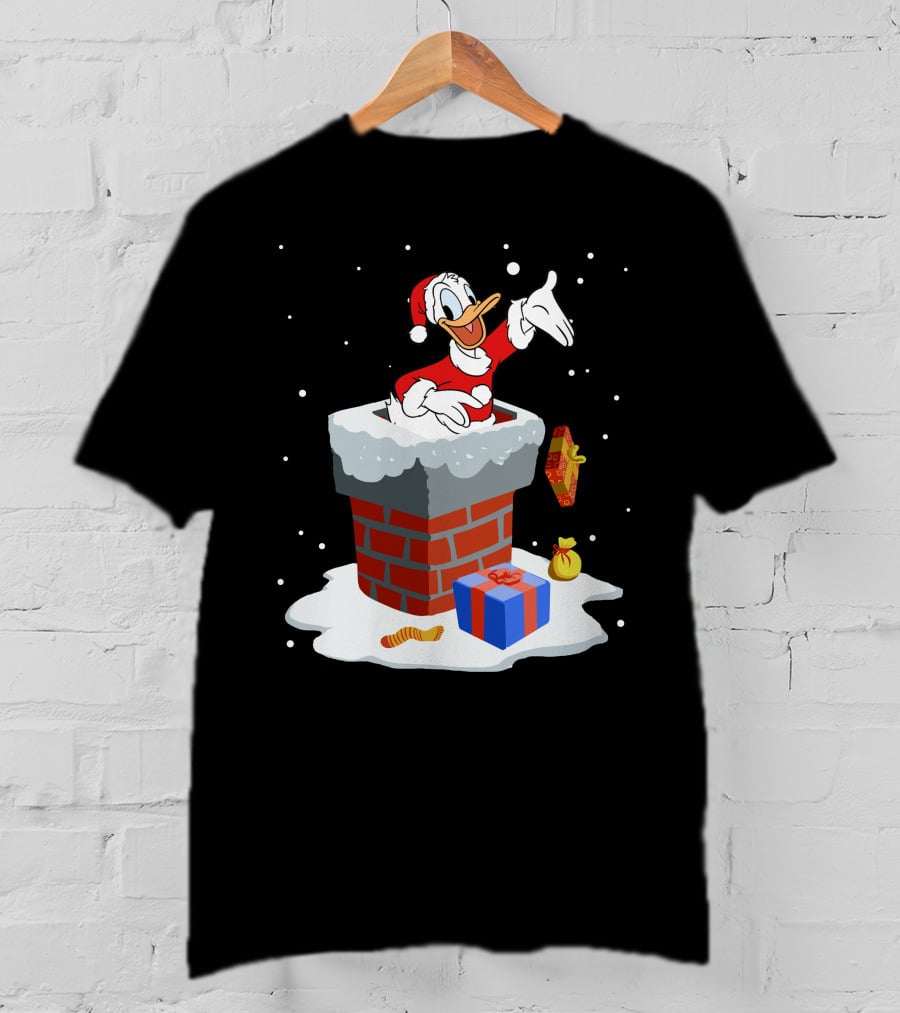 Donald Duck Santa Claus Coming Out Of Chimney With Christmas Gifts T-Shirt