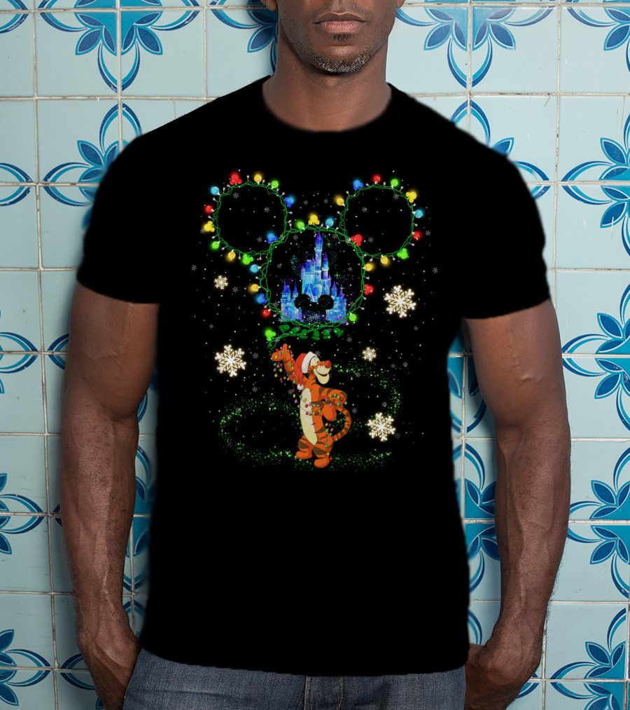 Tigger Christmas Lights Castle And Snowflakes T-Shirt