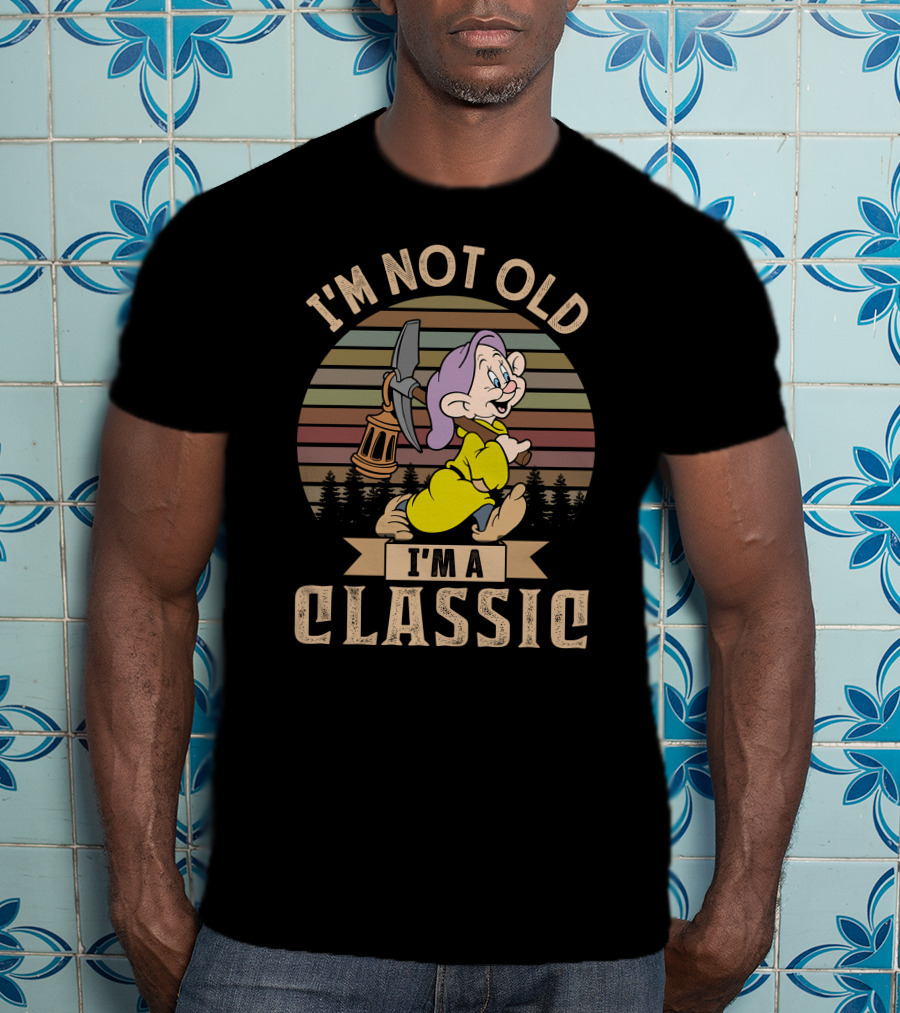 I'm Not Old I'm A Classic Dopey Lantern Sunset T-Shirt