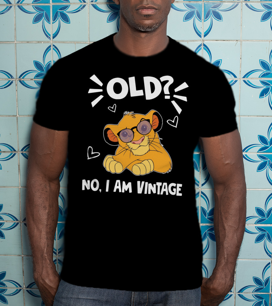 Simba Old No I Am Vintage T-Shirt