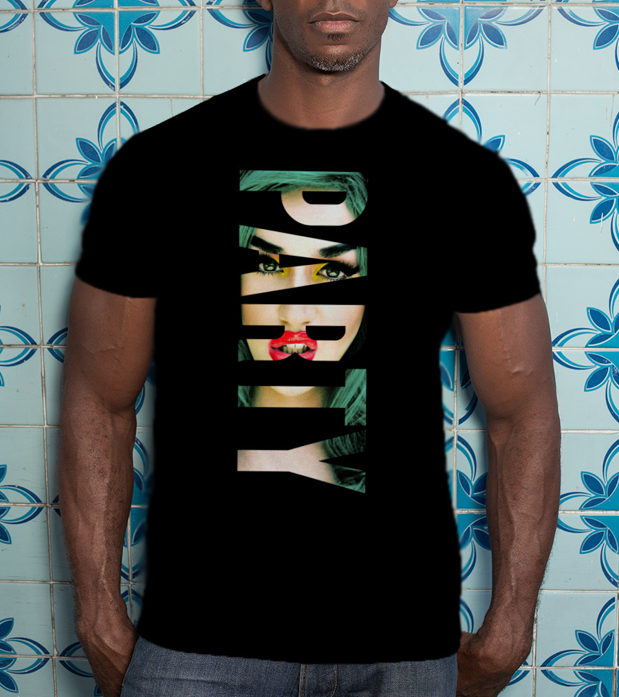 Adore Delano Party Face T-Shirt