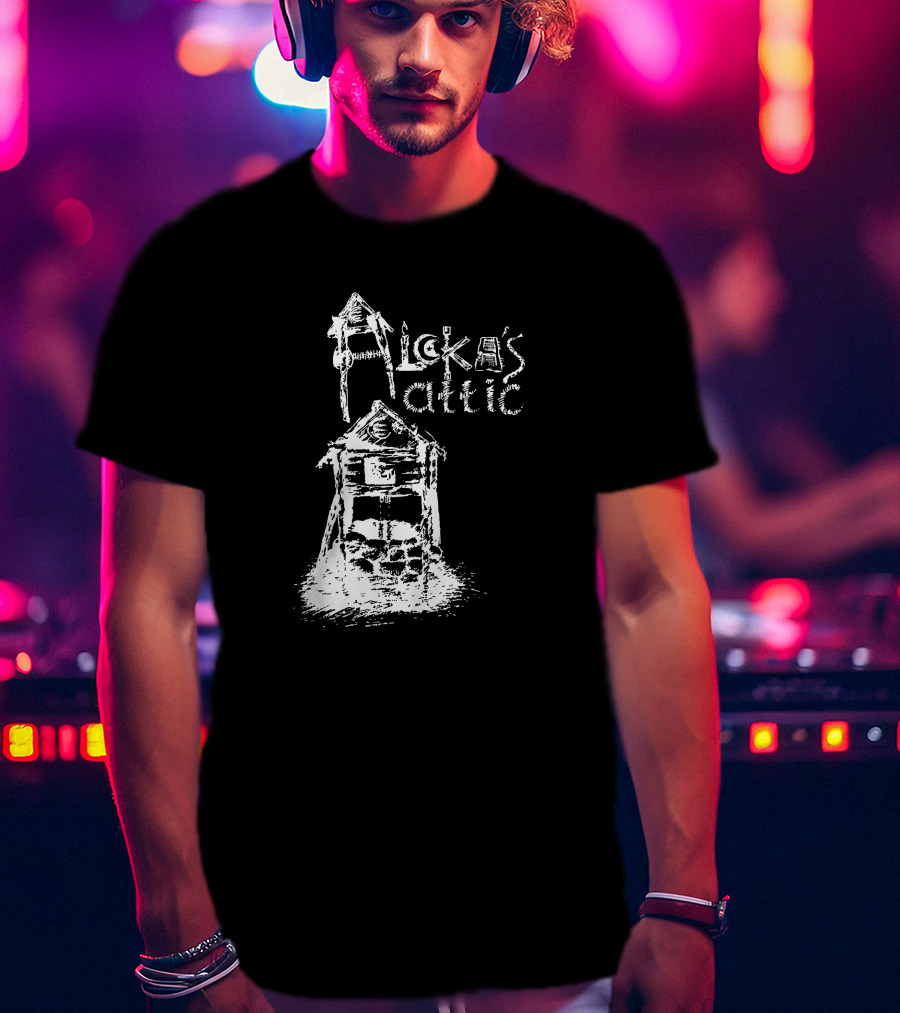 Aleka's Attic River Phoenix 90s Grunge Style Sketch T-Shirt