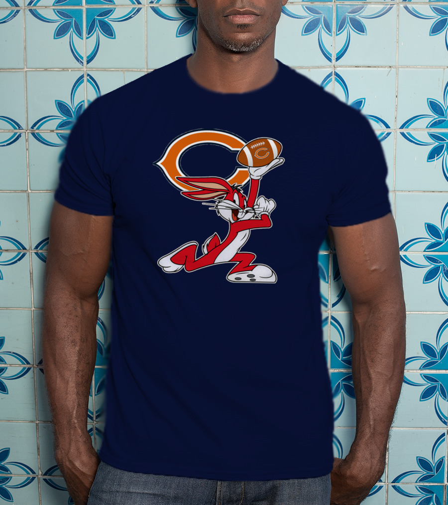 Chicago Bears Bugs Bunny Chiefs Football T-Shirt