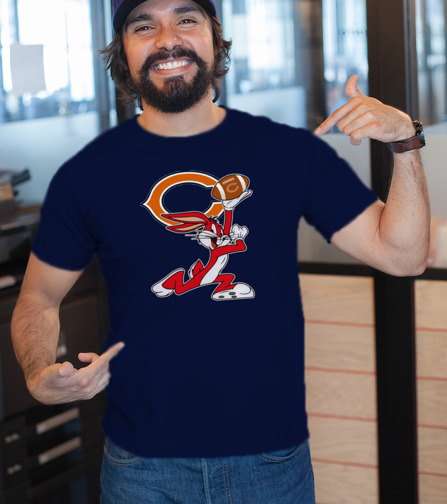 Chicago Bears Bugs Bunny Chiefs Football T-Shirt