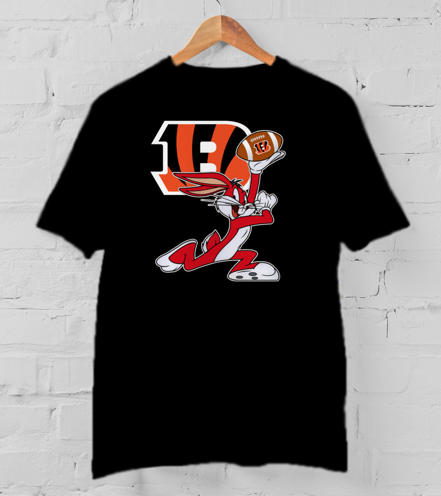 Cincinnati Bengals Bugs Bunny Football Fan T-Shirt