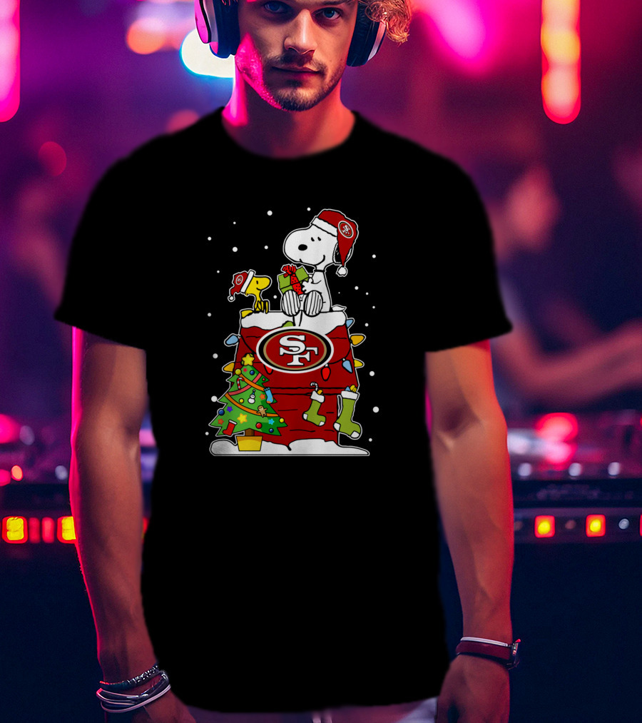 San Francisco 49ers Snoopy And Woodstock Christmas Celebration T-Shirt