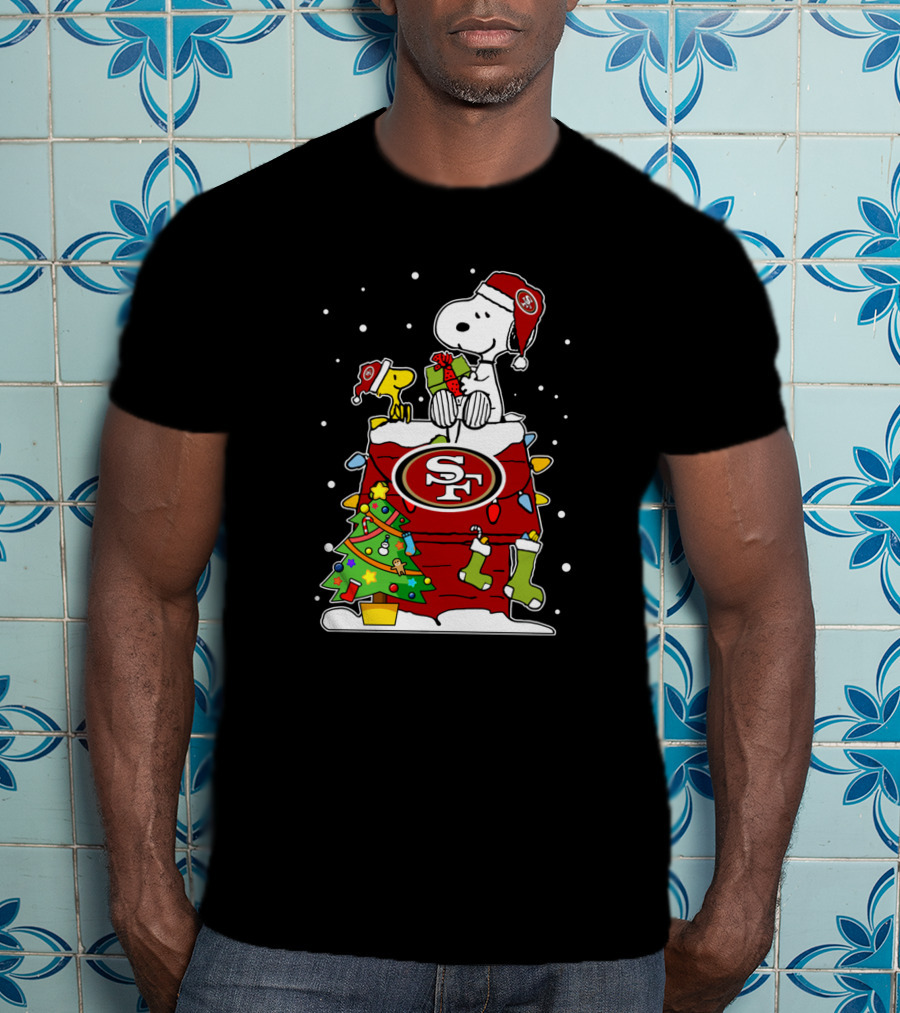 San Francisco 49ers Snoopy And Woodstock Christmas Celebration T-Shirt