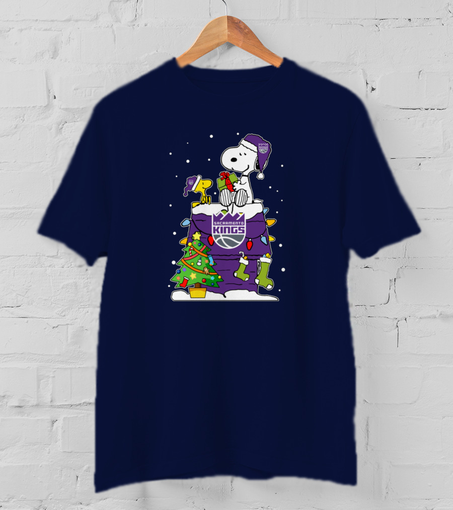 Snoopy Woodstock Sacramento Kings Christmas Tree Holiday Celebration T-Shirt