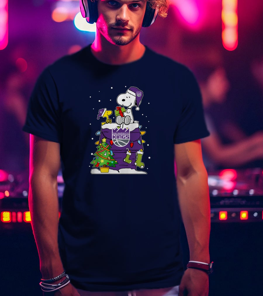 Snoopy Woodstock Sacramento Kings Christmas Tree Holiday Celebration T-Shirt