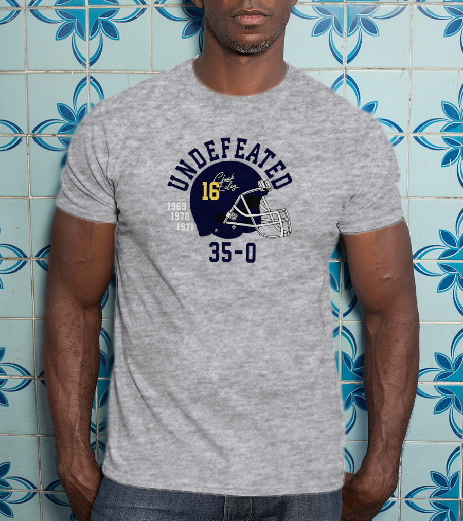 Undefeated Chuck Ealey 1969 1970 1971 35-0 Helmet 16 T-Shirt
