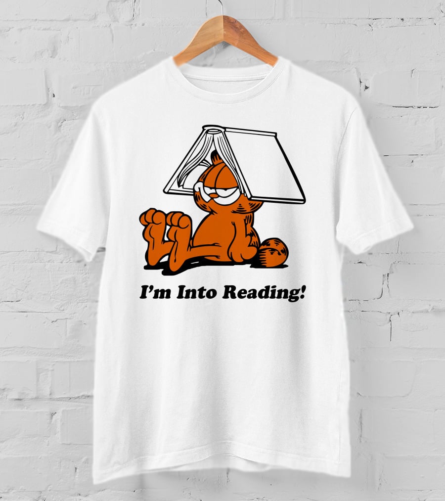 Shan Horan Draws Garfield I'm Into Reading Book Hat T-Shirt