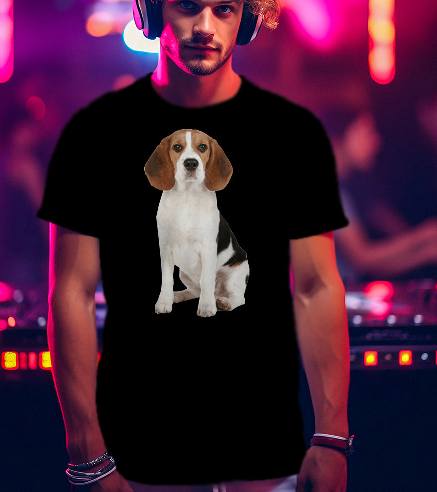 Beagle1 Portrait Dog Sitting T-Shirt