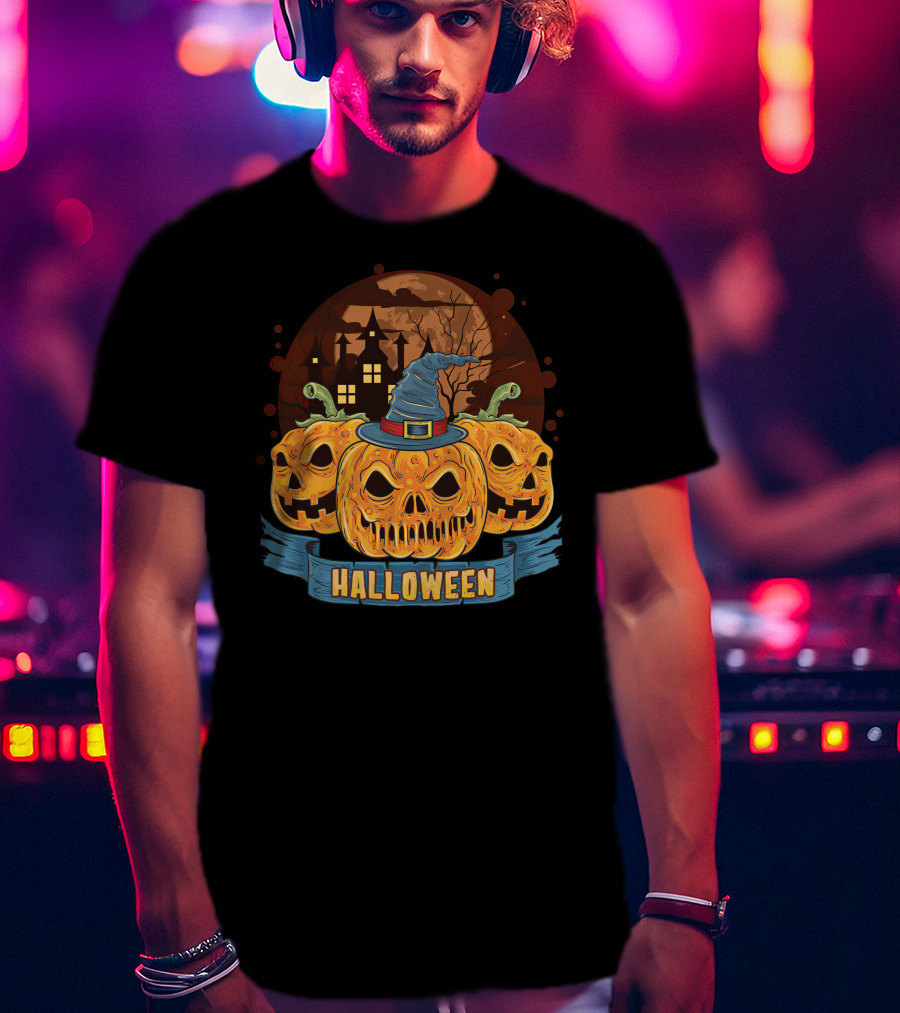 Halloween Spooky Pumpkins With Haunted House And Witch Hat T-Shirt