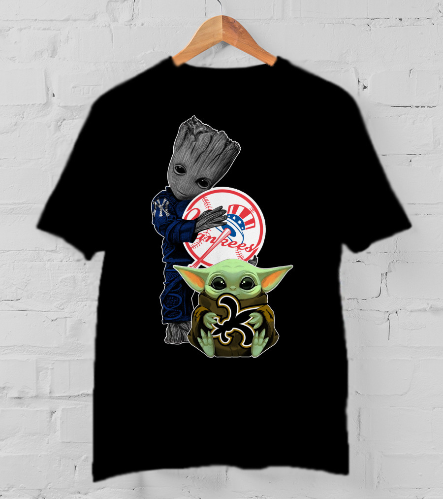 Yankees Groot Holding Baseball Saints Baby Yoda T-Shirt