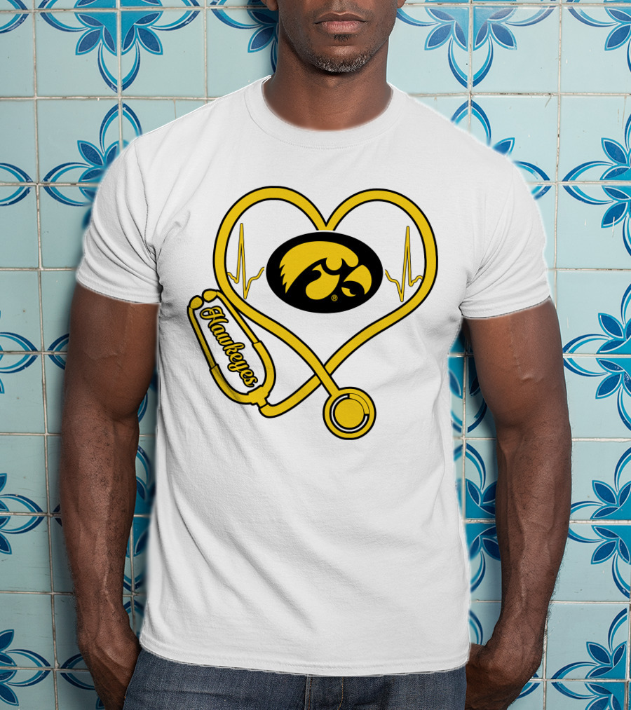 Nurse Heartbeat Love Iowa Hawkeyes Stethoscope T-Shirt