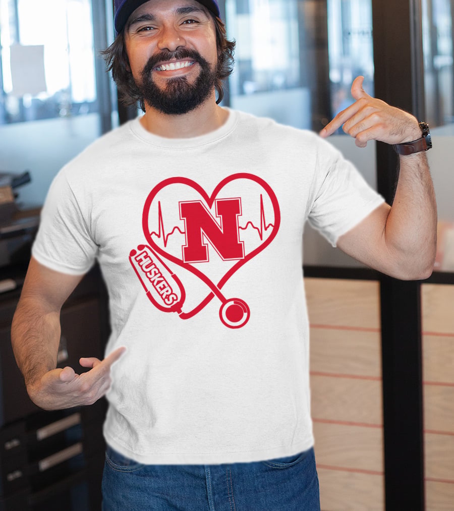 Nurse Love Nebraska Huskers Heartbeat Stethoscope T-Shirt