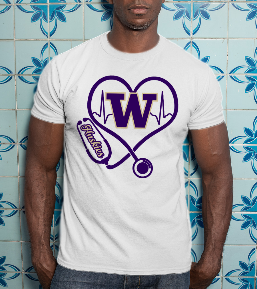 Huskies Stethoscope Heart W Washington T-Shirt