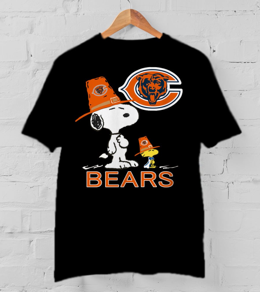 Chicago Bears Snoopy Thanksgiving Football T-Shirt