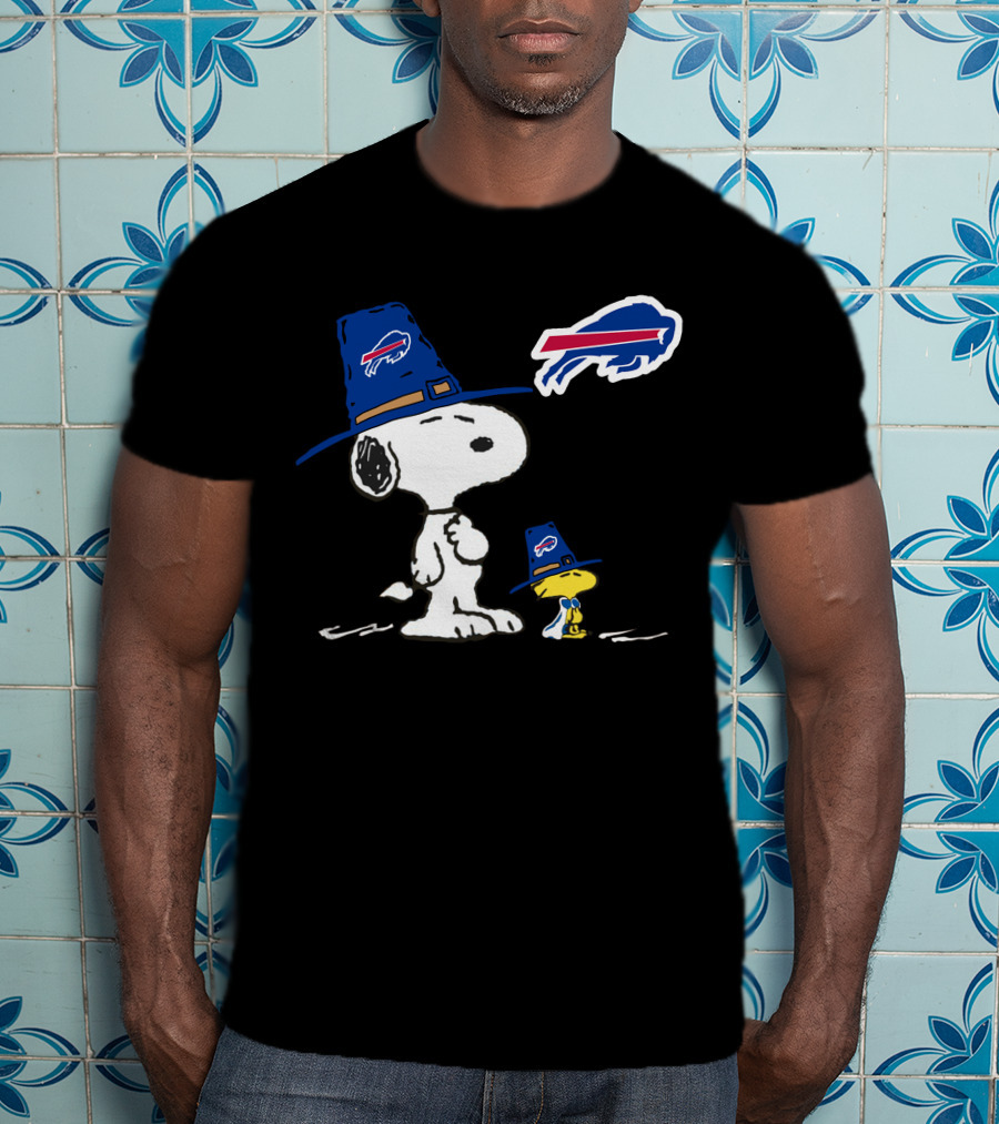 Snoopy Woodstock Buffalo Bills Pilgrim Hat Football T-Shirt