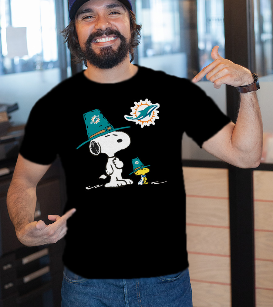 Snoopy And Woodstock Miami Dolphins Thanksgiving Hat T-Shirt
