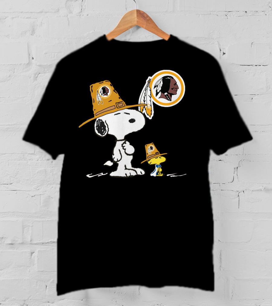 Snoopy And Woodstock Pilgrim Hats Washington Redskins T-Shirt