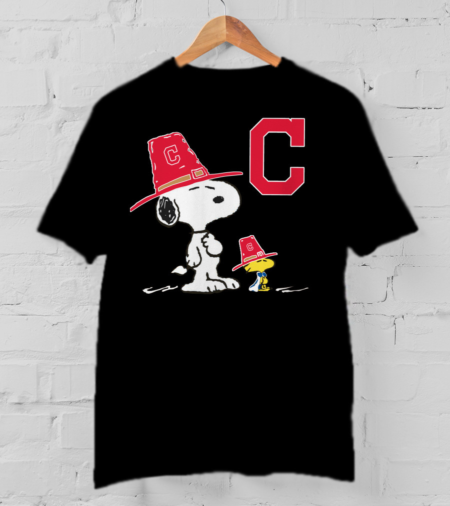 Cleveland Indians Snoopy C Logo Peanuts Hat T-Shirt