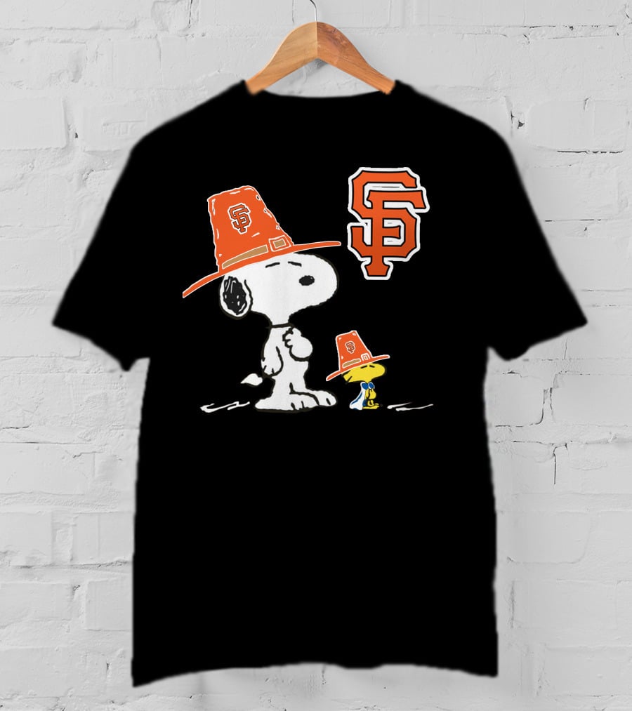 San Francisco Giants Snoopy Woodstock Thanksgiving Hat T-Shirt