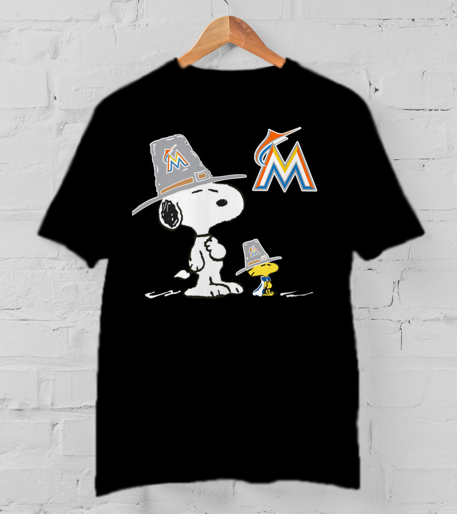 Miami Marlins Snoopy Woodstock Pilgrim Hats T-Shirt
