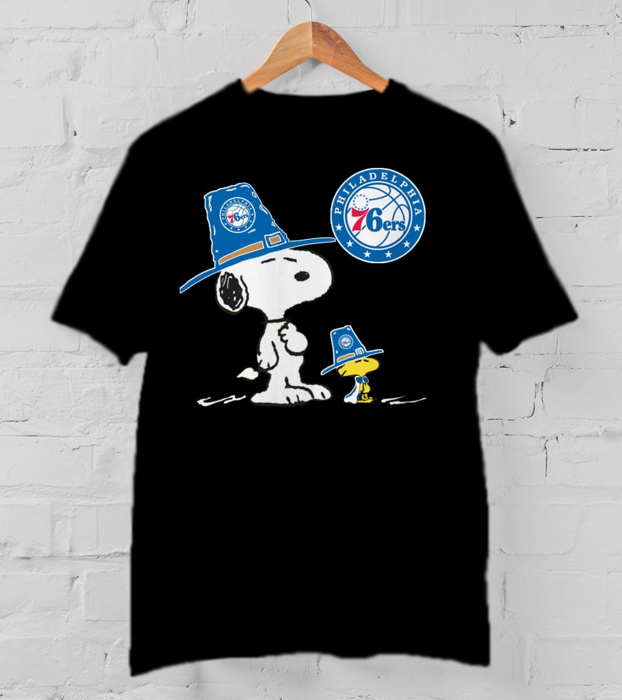Philadelphia 76ers Snoopy Woodstock Pilgrim Hat Basketball T-Shirt