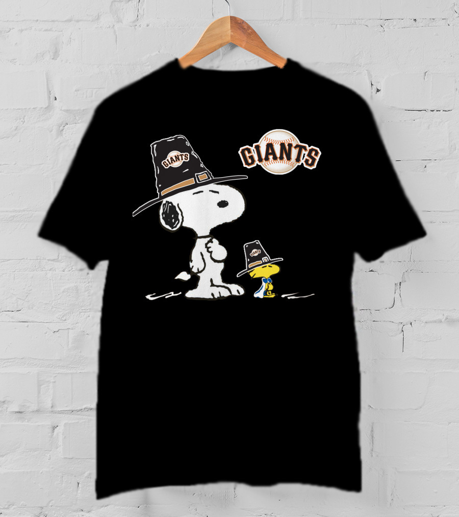 San Francisco Giants Snoopy And Woodstock Pilgrim Hats T-Shirt