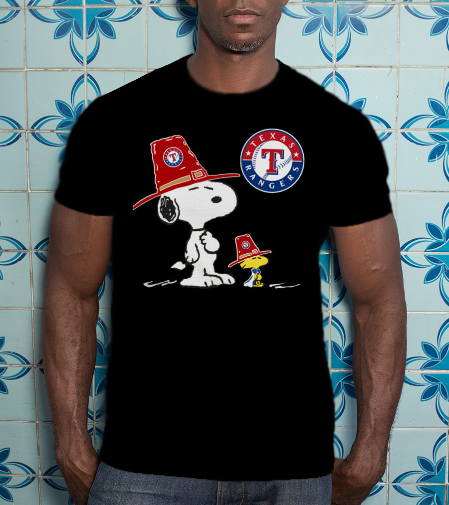 Texas Rangers Snoopy And Woodstock In Red Hats With Team T-Shirt