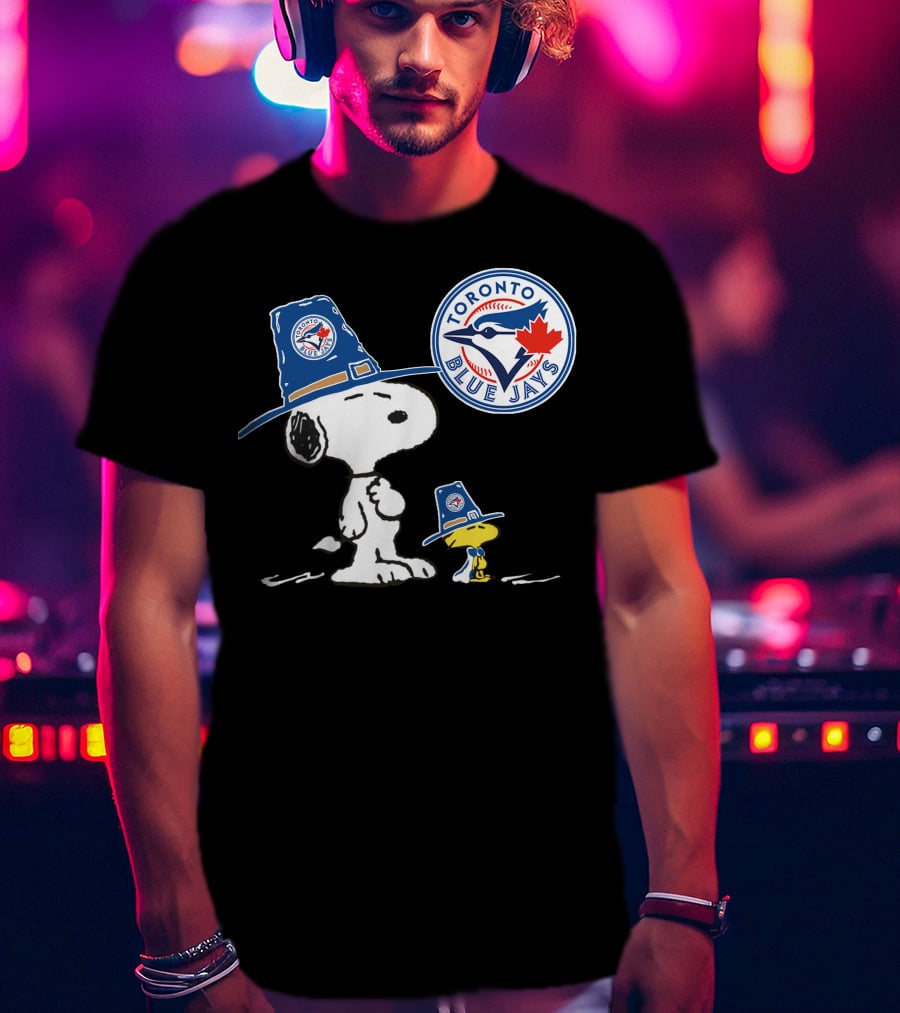 Toronto Blue Jays Snoopy Woodstock Baseball Duo With Team T-Shirt
