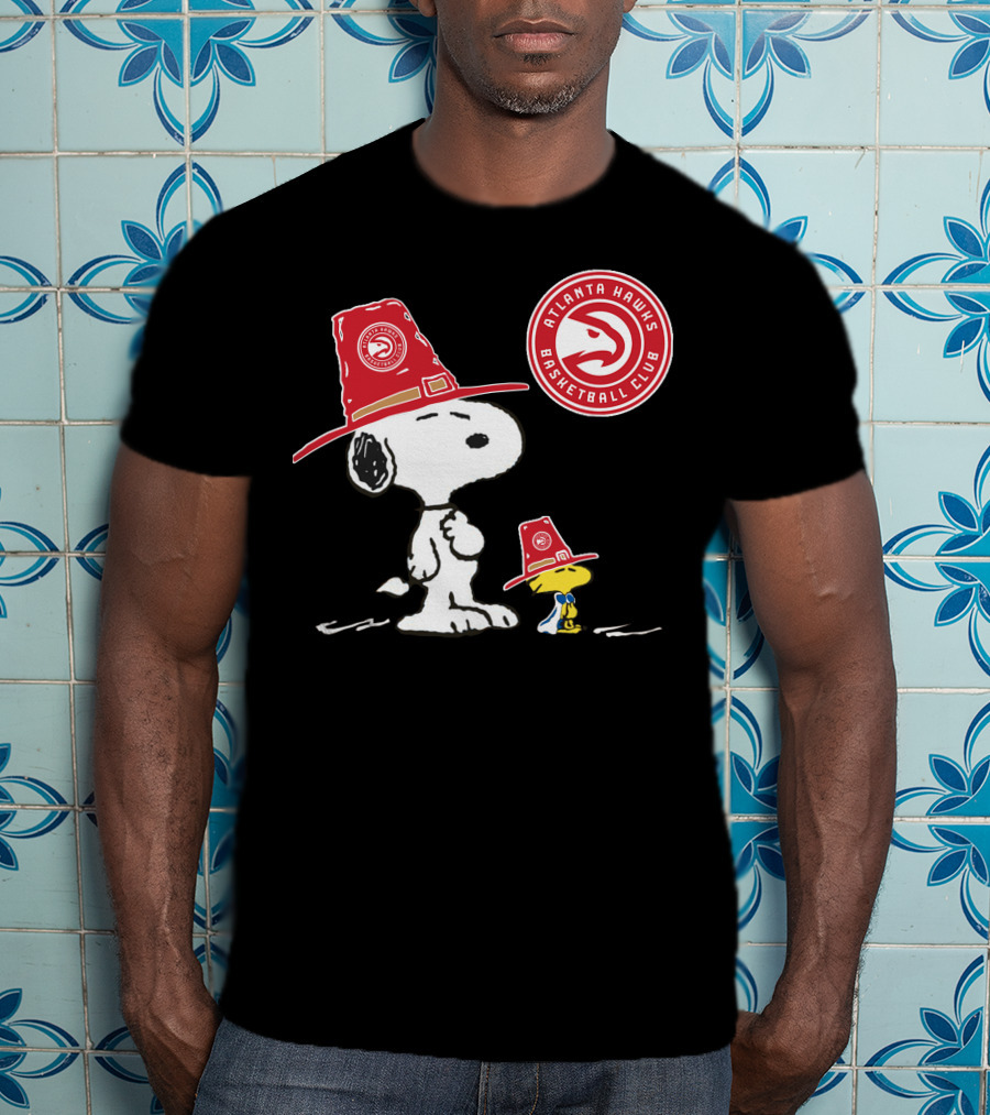 Atlanta Hawks Basketball Club Snoopy Woodstock Fan Hat T-Shirt