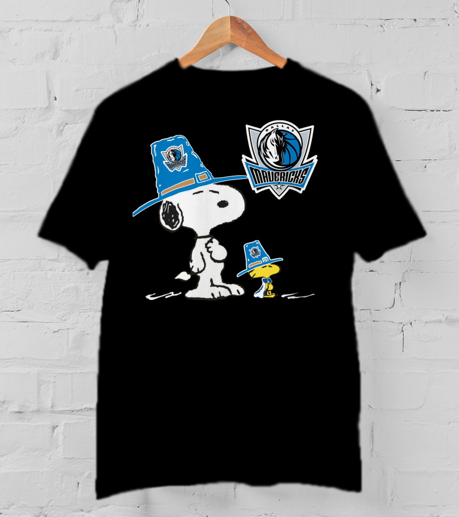 Dallas Mavericks Snoopy And Woodstock Pilgrim Hats T-Shirt