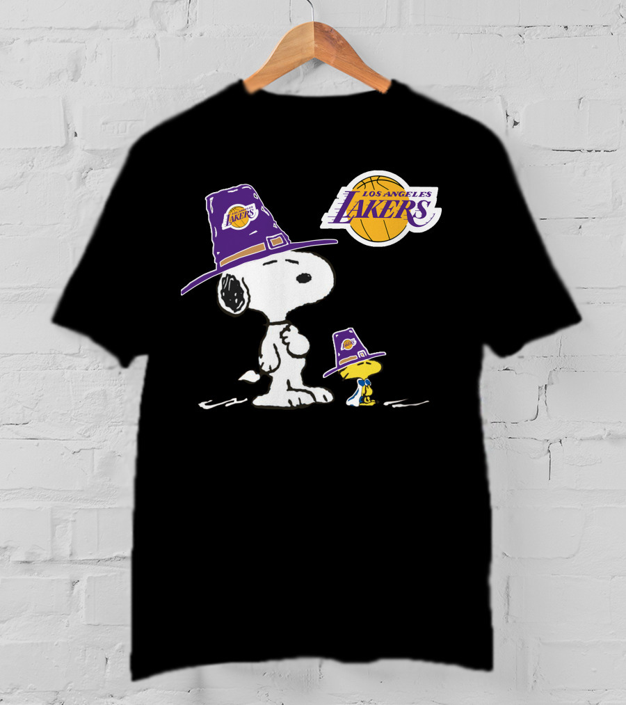 Los Angeles Lakers Snoopy Peanuts Basketball T-Shirt