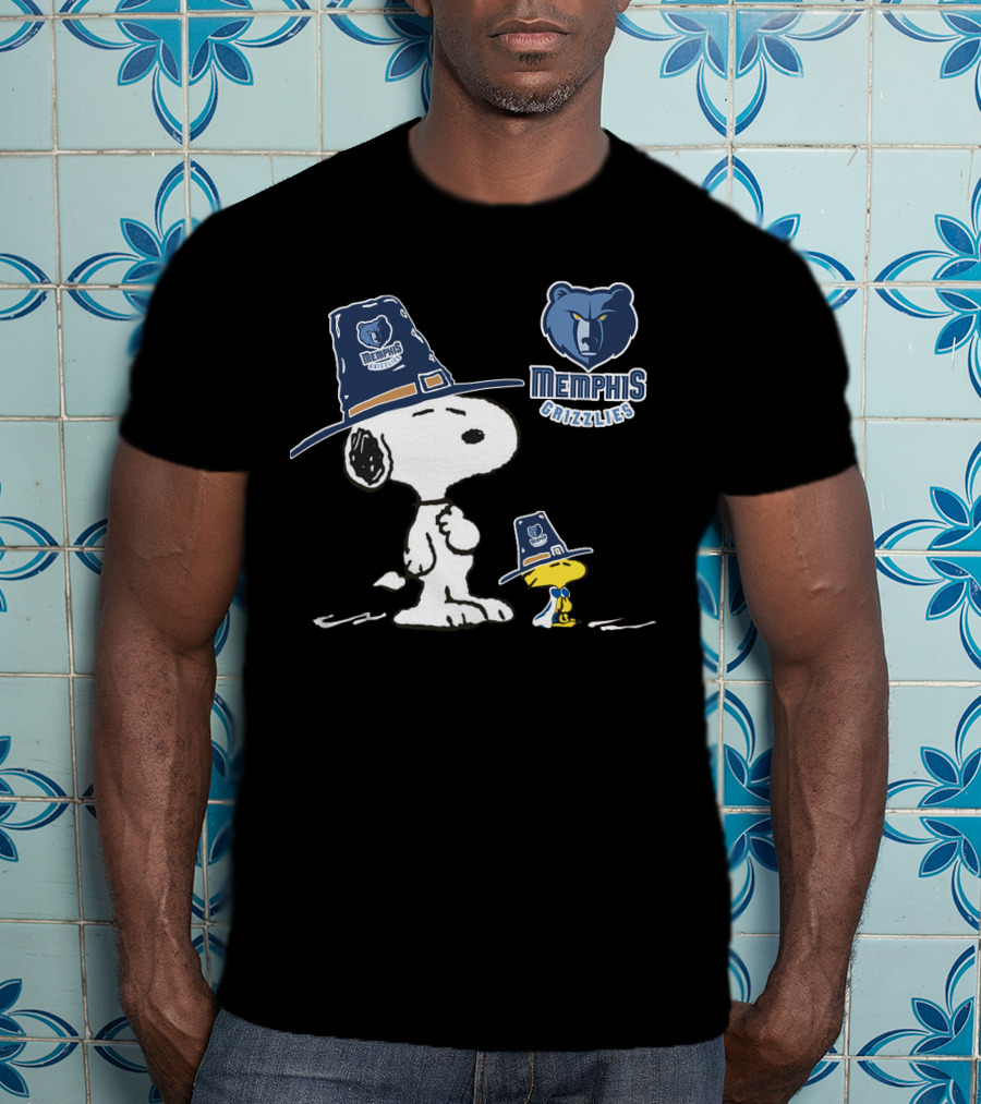 Memphis Grizzlies Snoopy And Woodstock Pilgrim Hats T-Shirt