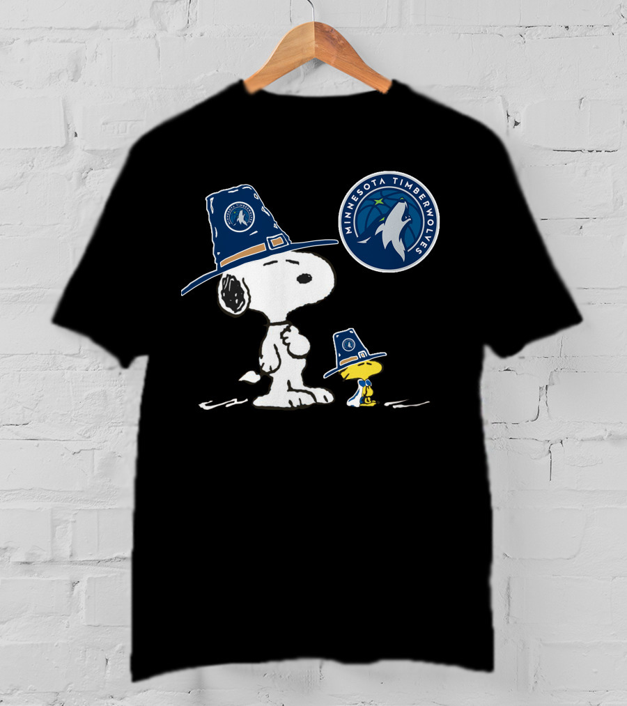 Minnesota Timberwolves Snoopy And Woodstock Pilgrim Hat Basketball T-Shirt