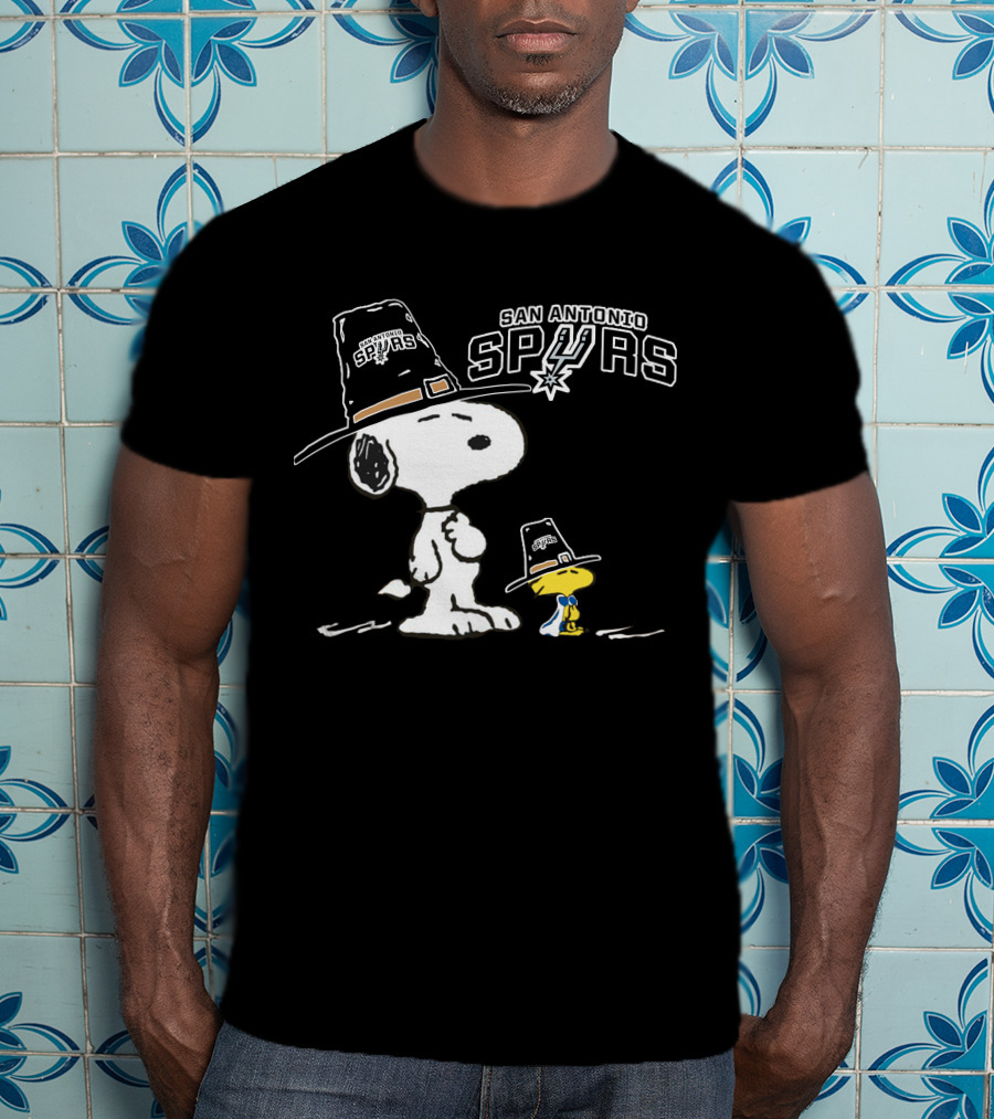 San Antonio Spurs Snoopy Woodstock Pilgrim Hats T-Shirt